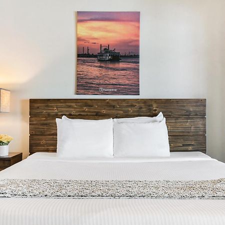 Upscale Condos And Penthouses Close To Canal And Bourbon St New Orleans Esterno foto