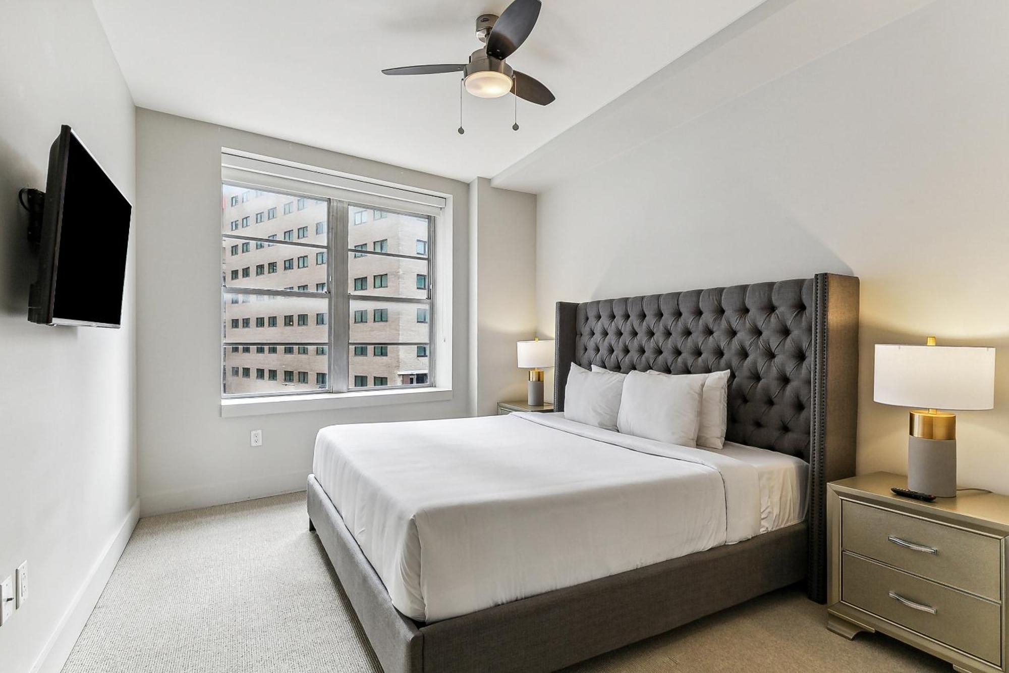Upscale Condos And Penthouses Close To Canal And Bourbon St New Orleans Esterno foto