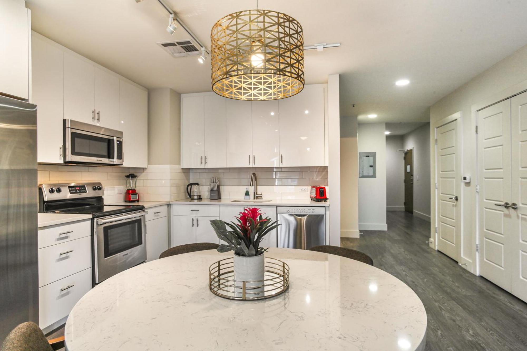 Upscale Condos And Penthouses Close To Canal And Bourbon St New Orleans Esterno foto