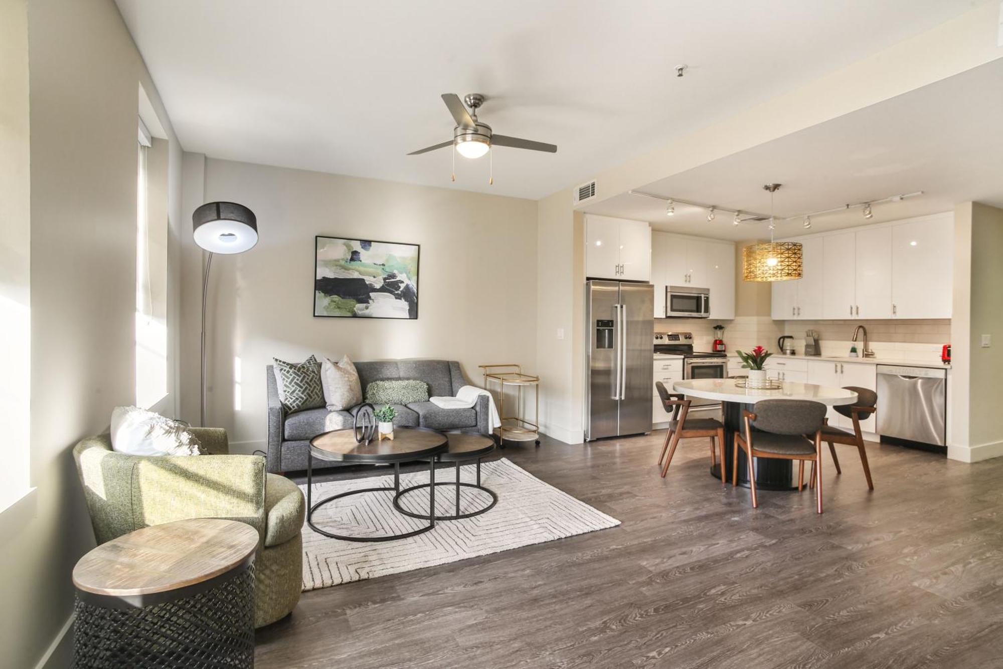 Upscale Condos And Penthouses Close To Canal And Bourbon St New Orleans Esterno foto