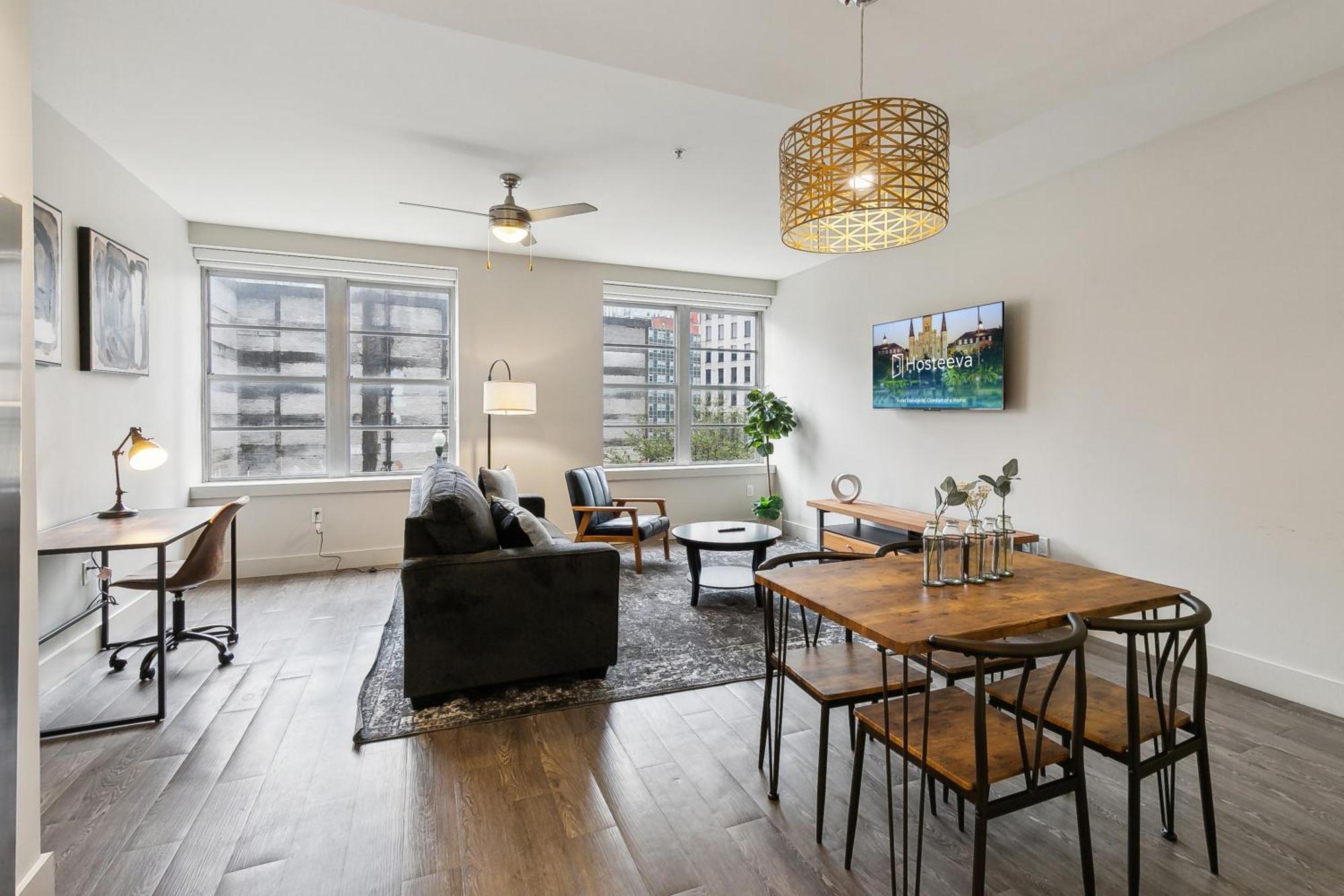 Upscale Condos And Penthouses Close To Canal And Bourbon St New Orleans Esterno foto