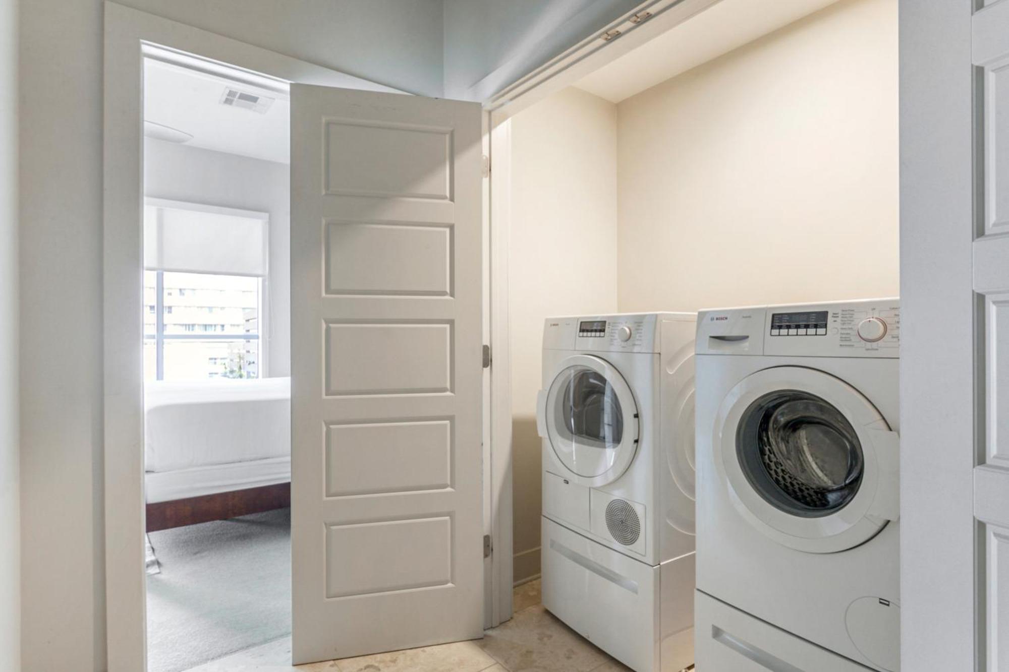 Upscale Condos And Penthouses Close To Canal And Bourbon St New Orleans Esterno foto
