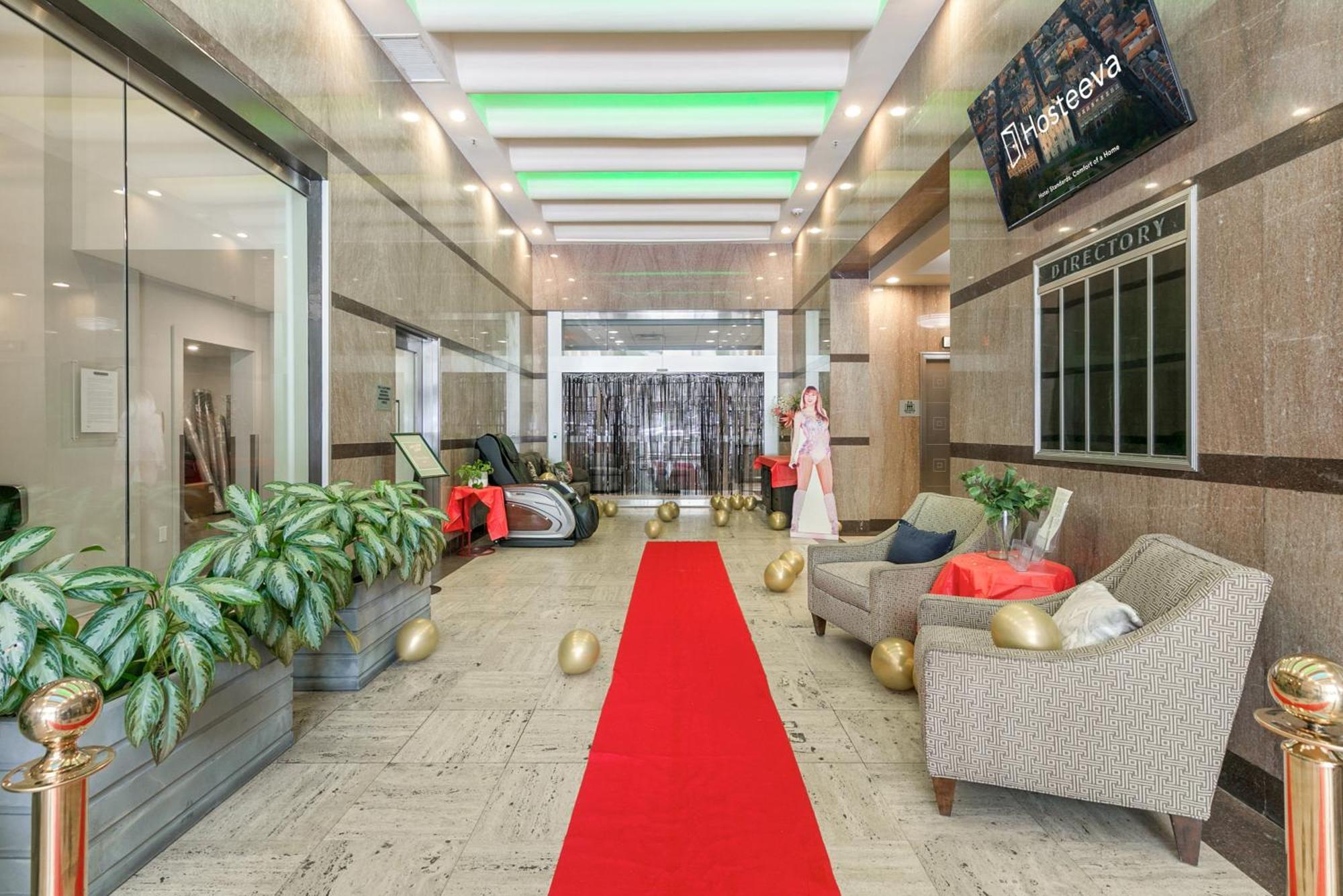 Upscale Condos And Penthouses Close To Canal And Bourbon St New Orleans Esterno foto